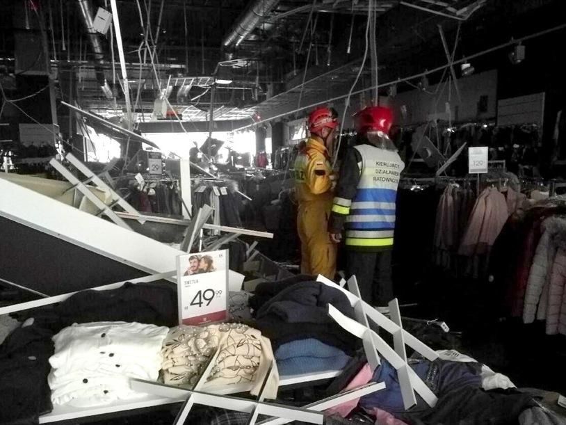 В Польше в торговом центре обвалился потолок: есть пострадавшие среди покупателей