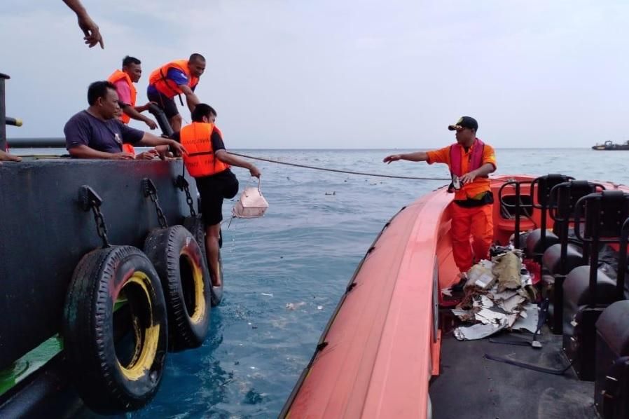 Авария Boeing 737 в Индонезии: появились первые подробности о самолете Авария Boeing 737 в Индонезии: появились первые подробности о самолете