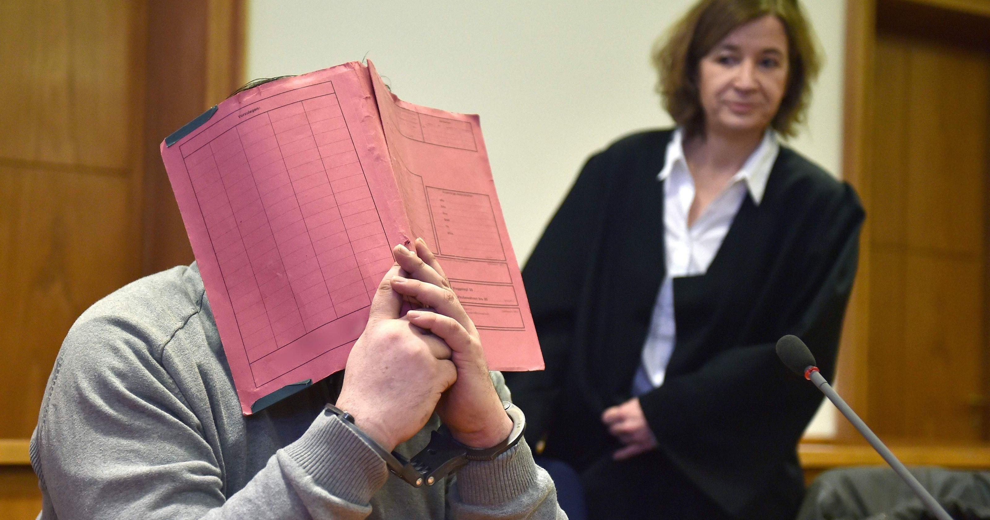 Найгірший серійний вбивця Німеччини: медбрата звинувачують у вбивстві 100 пацієнтів Найгірший серійний вбивця Німеччини: медбрата звинувачують у вбивстві 100 пацієнтів