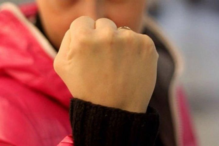 Массовая драка девушек в Ровно: детали конфликта и комментарии свидетелей Массовая драка девушек в Ровно: детали конфликта и комментарии свидетелей