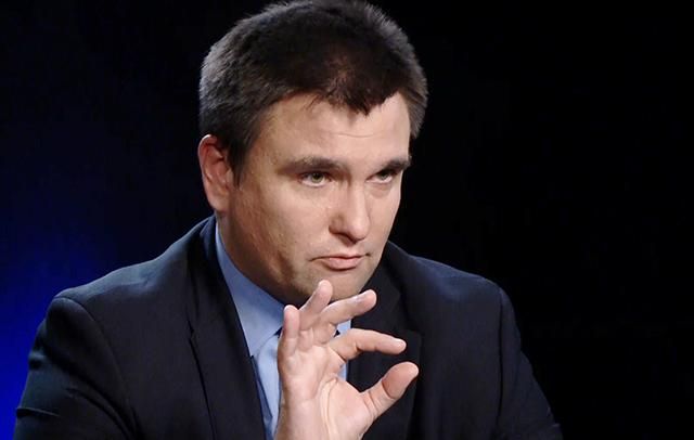 В Украине нужно начать дискуссию о возможности иметь двойное гражданство, – Климкин