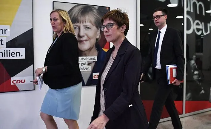 Аннегрет Крамп-Карренбауер або Міні-Меркель Аннегрет Крамп-Карренбауер або Міні-Меркель