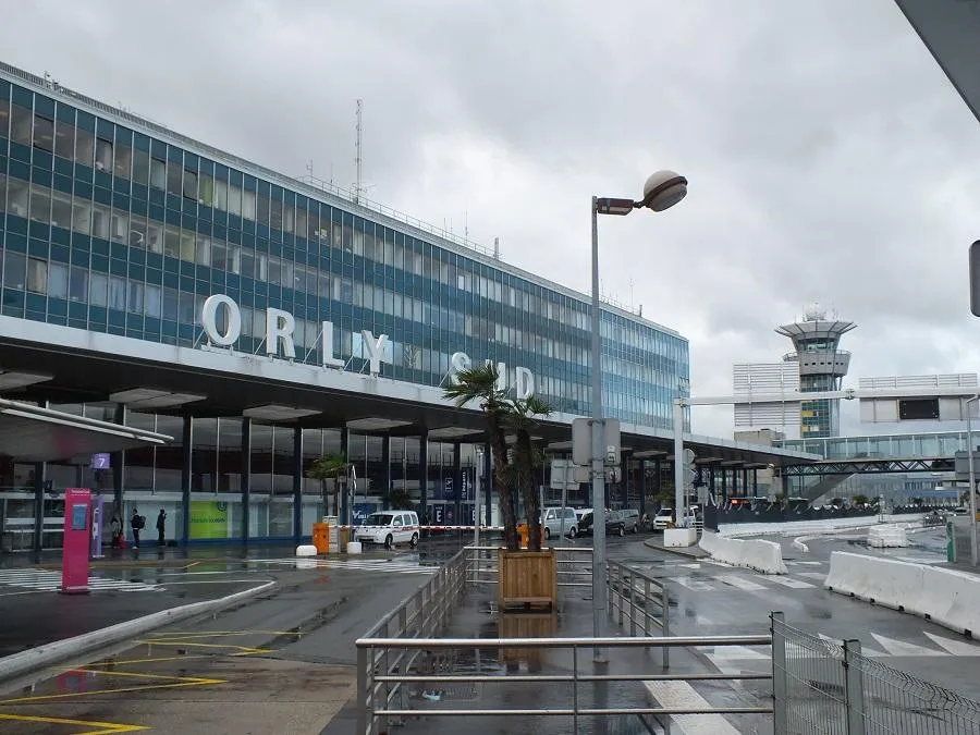 ​Аеропорт Орлі у Франції 