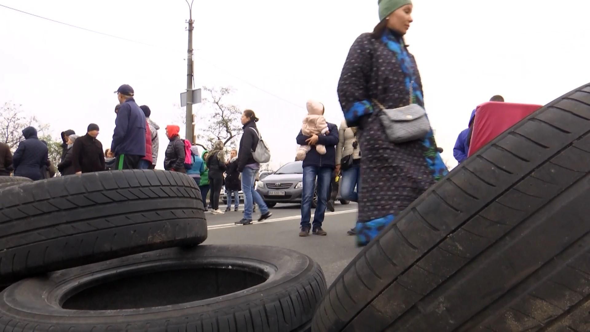 В Киеве люди остались без света через застройщика: почему они же в этом виноваты