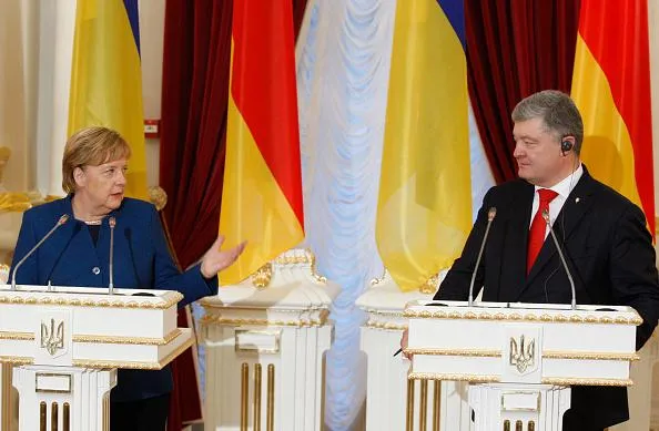 Меркель і Поршенко на прес-конференції в Києві 1 листопада