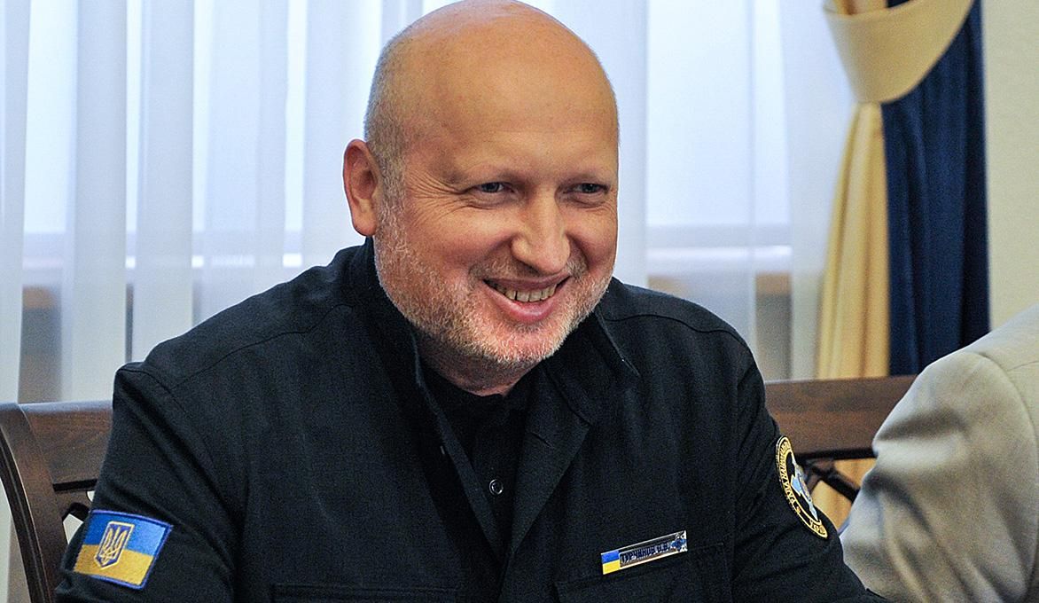 Налякали їжаків голим задом, – Турчинов про санкції РФ проти українців Налякали їжаків голим задом, – Турчинов про санкції РФ проти українців