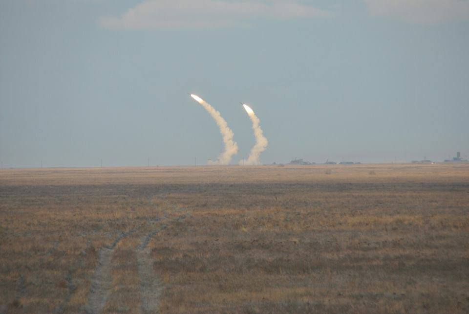 Повітряні сили розпочали навчальні стрільби на Херсонщині: з'явилися фото