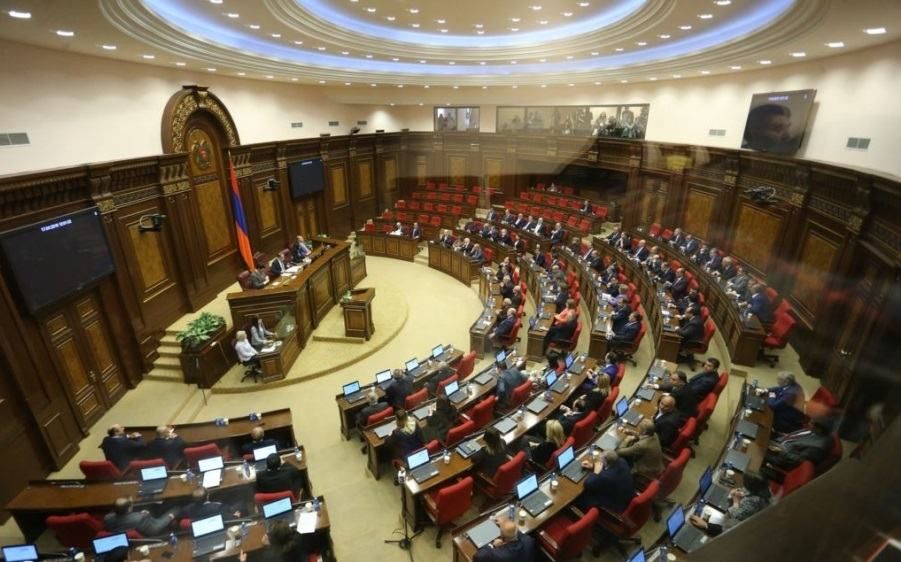 Президент Вірменії розпустив парламент країни: відома дата дострокових виборів