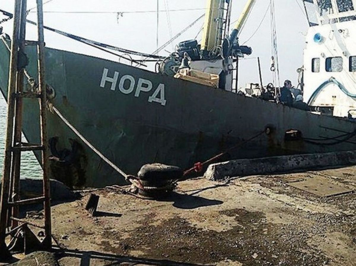 Российские оккупанты заявили, что выпустили из СИЗО в Крыму еще 3 украинских моряков