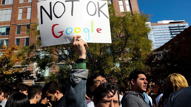 Сотрудники Google митингуют против сексуальных домогательств по всему миру