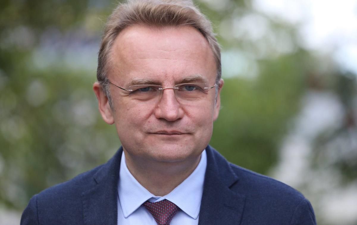 Садовый отреагировал на заявление Тимошенко о готовности сотрудничать с партией "Самопомич" Садовый отреагировал на заявление Тимошенко о готовности сотрудничать с партией "Самопомич"