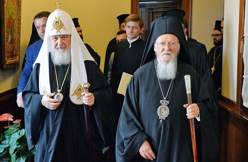 Константинополь може позбавити РПЦ автокефалії: названа причина Константинополь може позбавити РПЦ автокефалії: названа причина