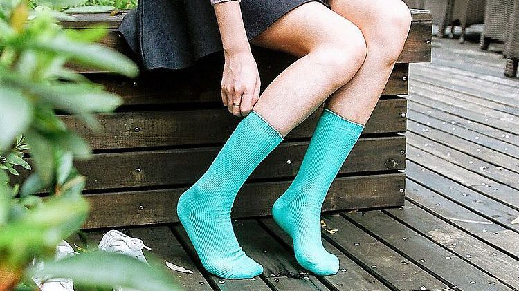 У Британії підприємлива жінка розбагатіла на брудних шкарпетках
