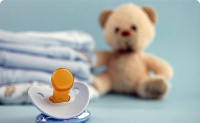 На Одещині матір задушила своє немовля, "щоб заспокоїти": відео На Одещині матір задушила своє немовля, "щоб заспокоїти": відео