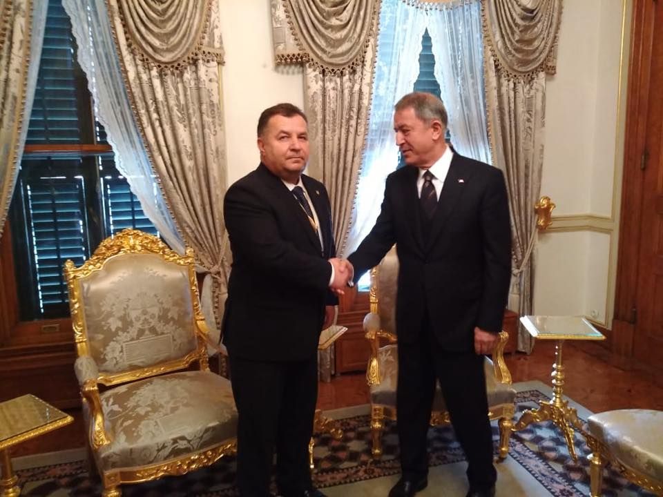 Полторак у Туреччині обговорив посилення безпеки у Чорноморському регіоні Полторак у Туреччині обговорив посилення безпеки у Чорноморському регіоні