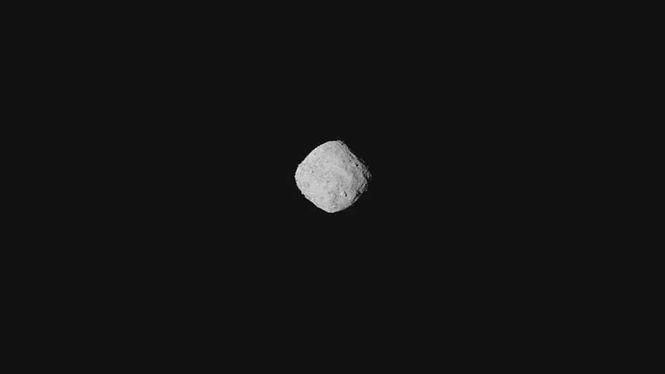 Впервые получили детальное фото астероида Бенну