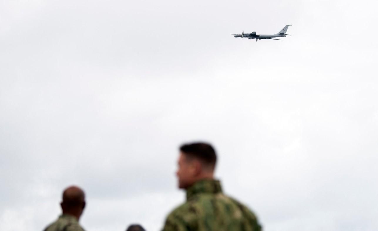 Самолеты РФ устроили провокацию во время учений НАТО