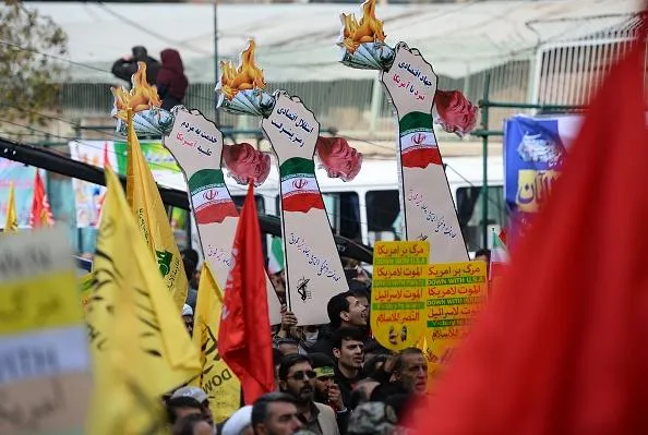 Масові антиамериканські демонстрації у Тегерані