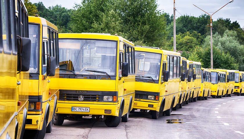 Транспортний колапс в Тернополі: водії маршруток відмовилися виходити на роботу 