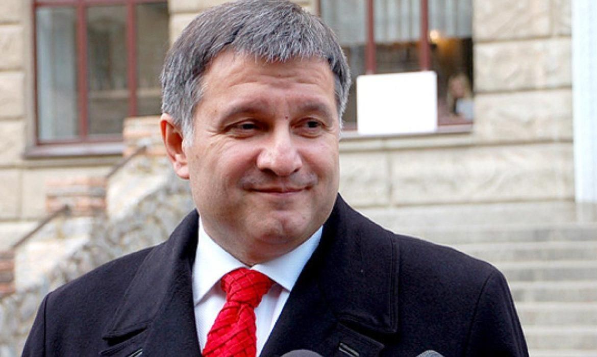 Експерт розповів, коли та чому звільнять Авакова Експерт розповів, коли та чому звільнять Авакова
