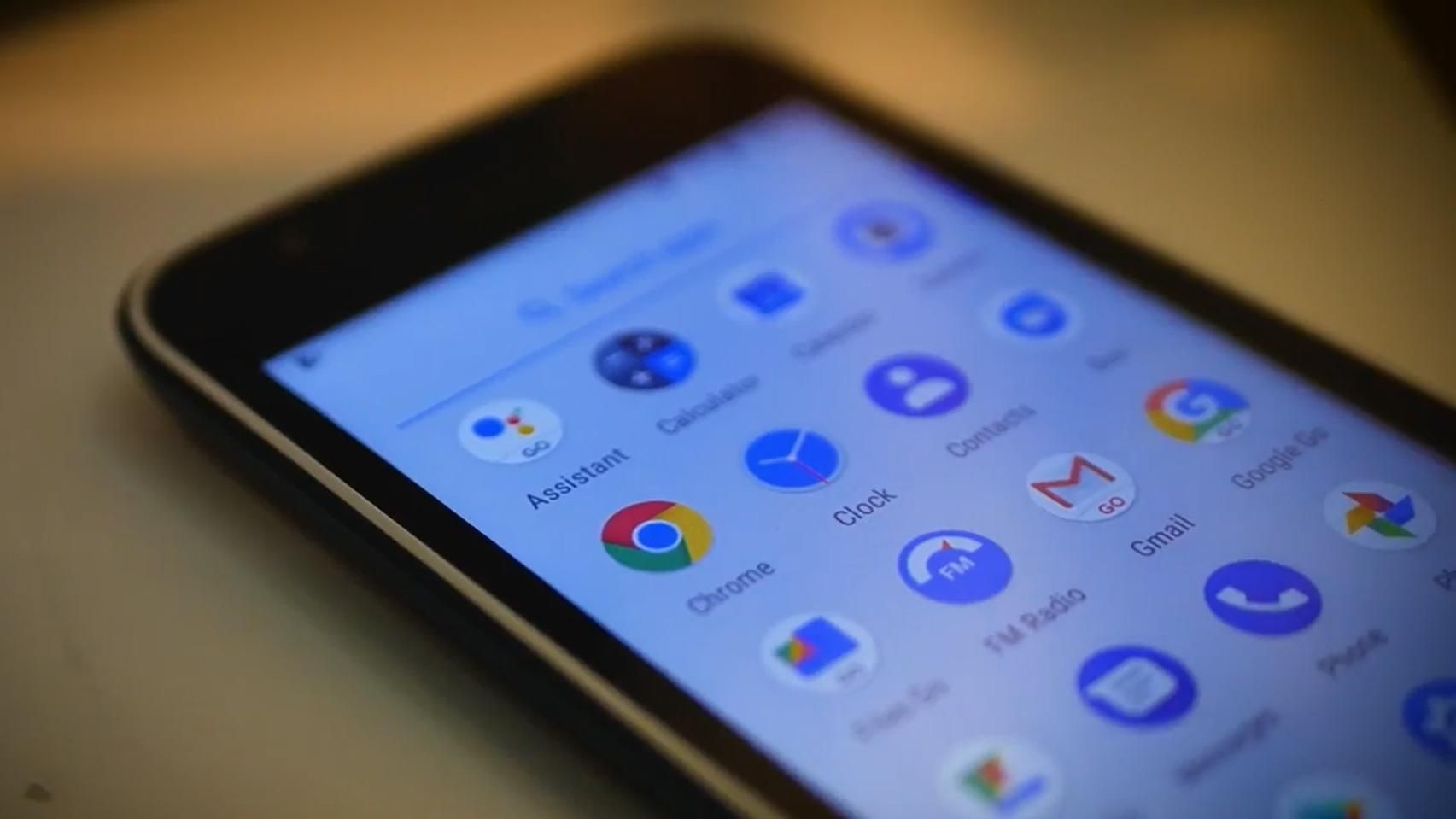 Samsung готує ще один бюджетний смартфон на Android Go: що про нього відомо Samsung готує ще один бюджетний смартфон на Android Go: що про нього відомо