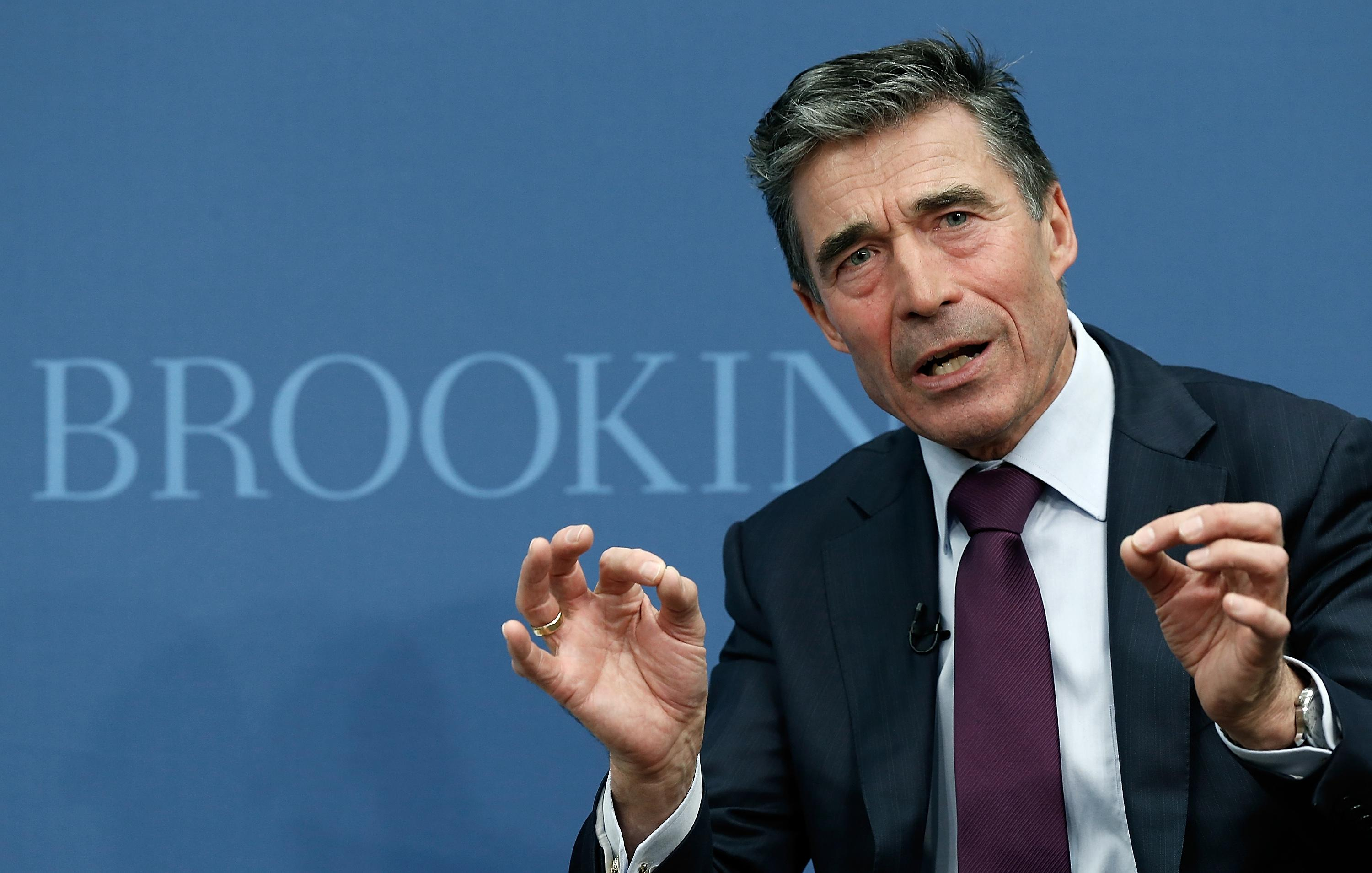 Беларуси стоит брать пример с Украины и Грузии, – экс-генсек НАТО о будущем страны