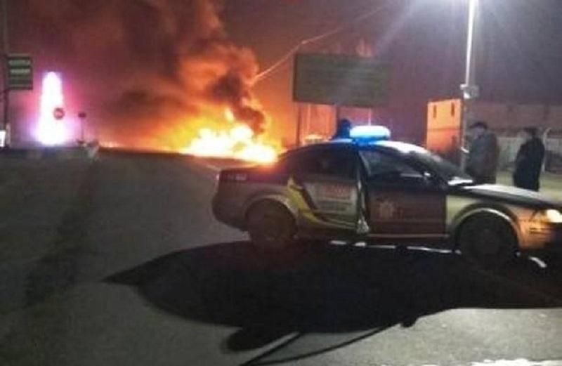 Под Киевом на АЗС произошел пожар: горел дизельное топливо