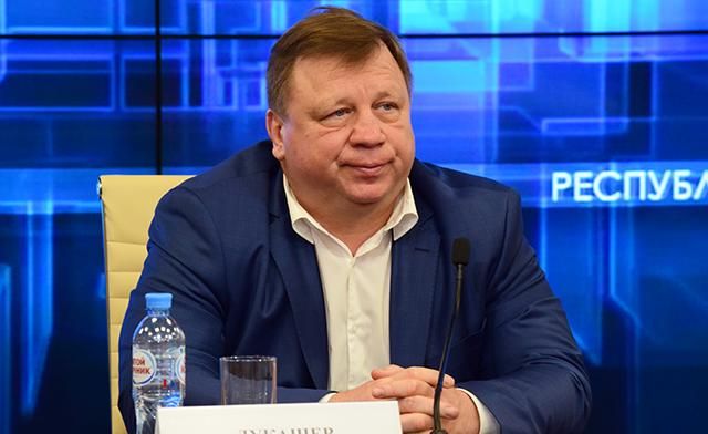 В отставку ушли самопровозглашенные руководители оккупированного Симферополя В отставку ушли самопровозглашенные руководители оккупированного Симферополя