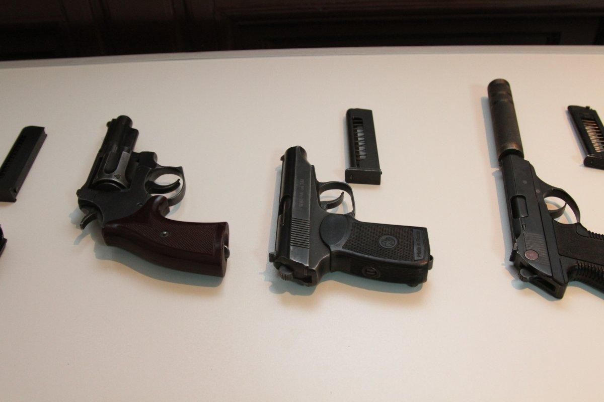 Сколько оружия находится в незаконном обороте в Украине: ответ Луценко Сколько оружия находится в незаконном обороте в Украине: ответ Луценко