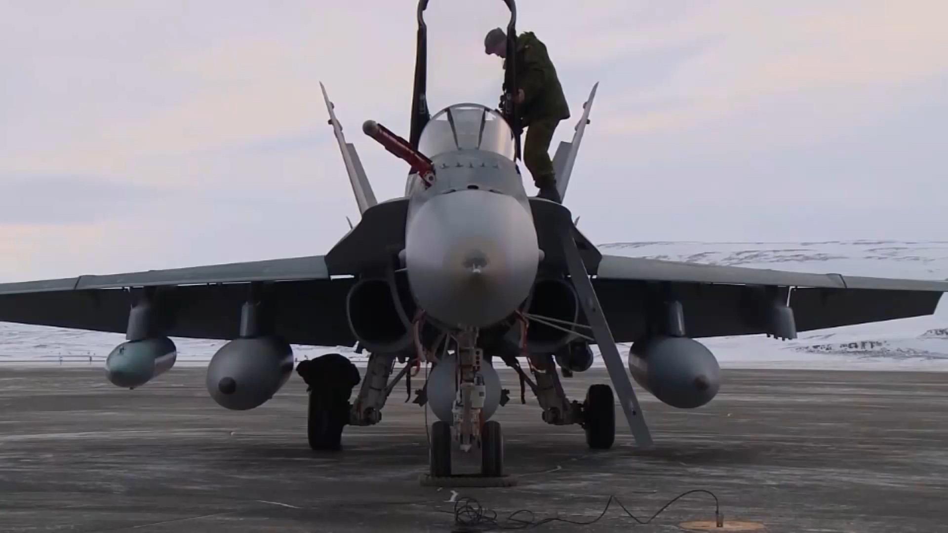 Техника войны: Модернизированные истребители для ВСУ. Многофункциональные ножи для ССО Техника войны: Модернизированные истребители для ВСУ. Многофункциональные ножи для ССО