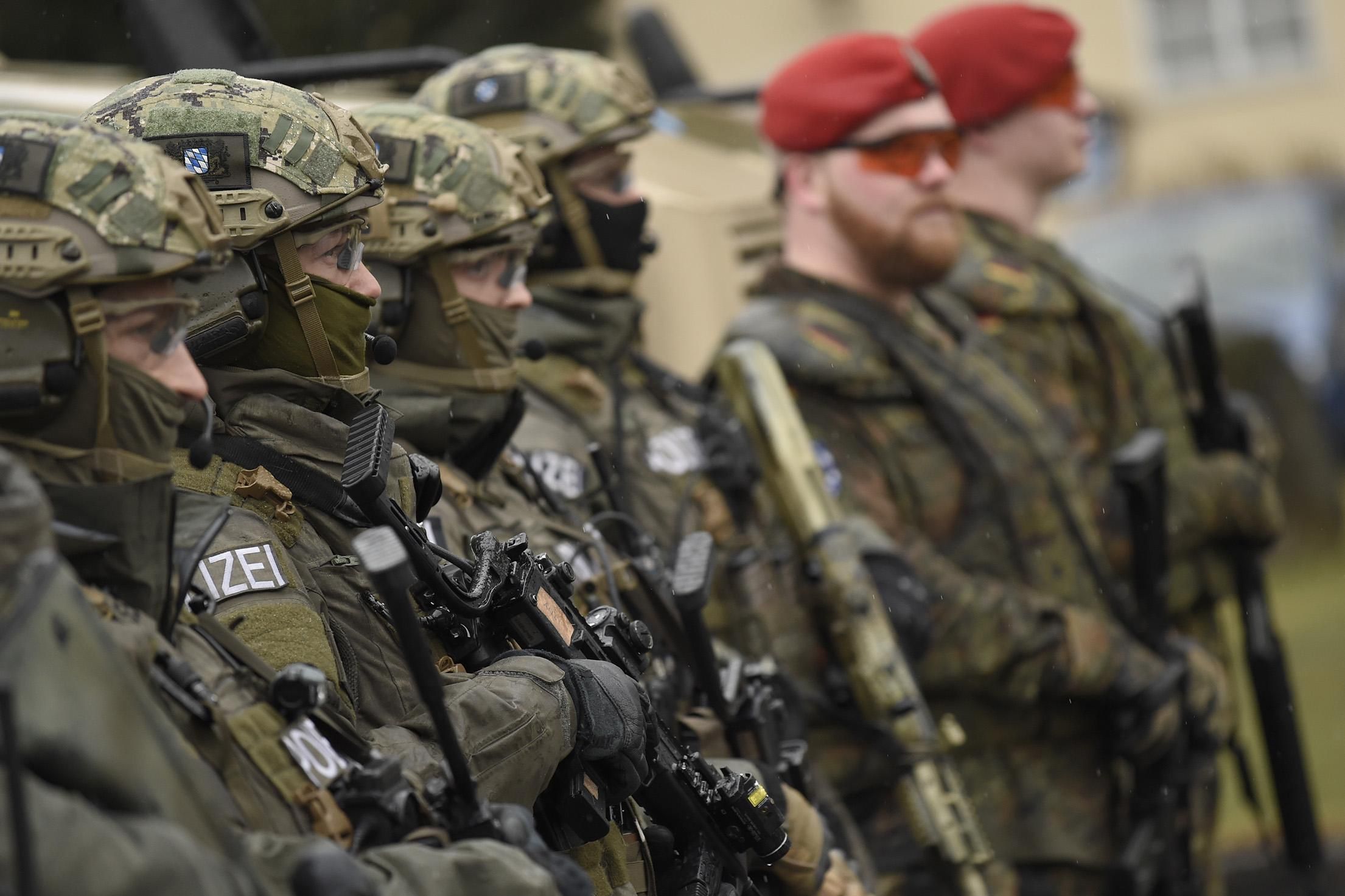 У Німеччині військові планували політичні вбивства: відомі деталі