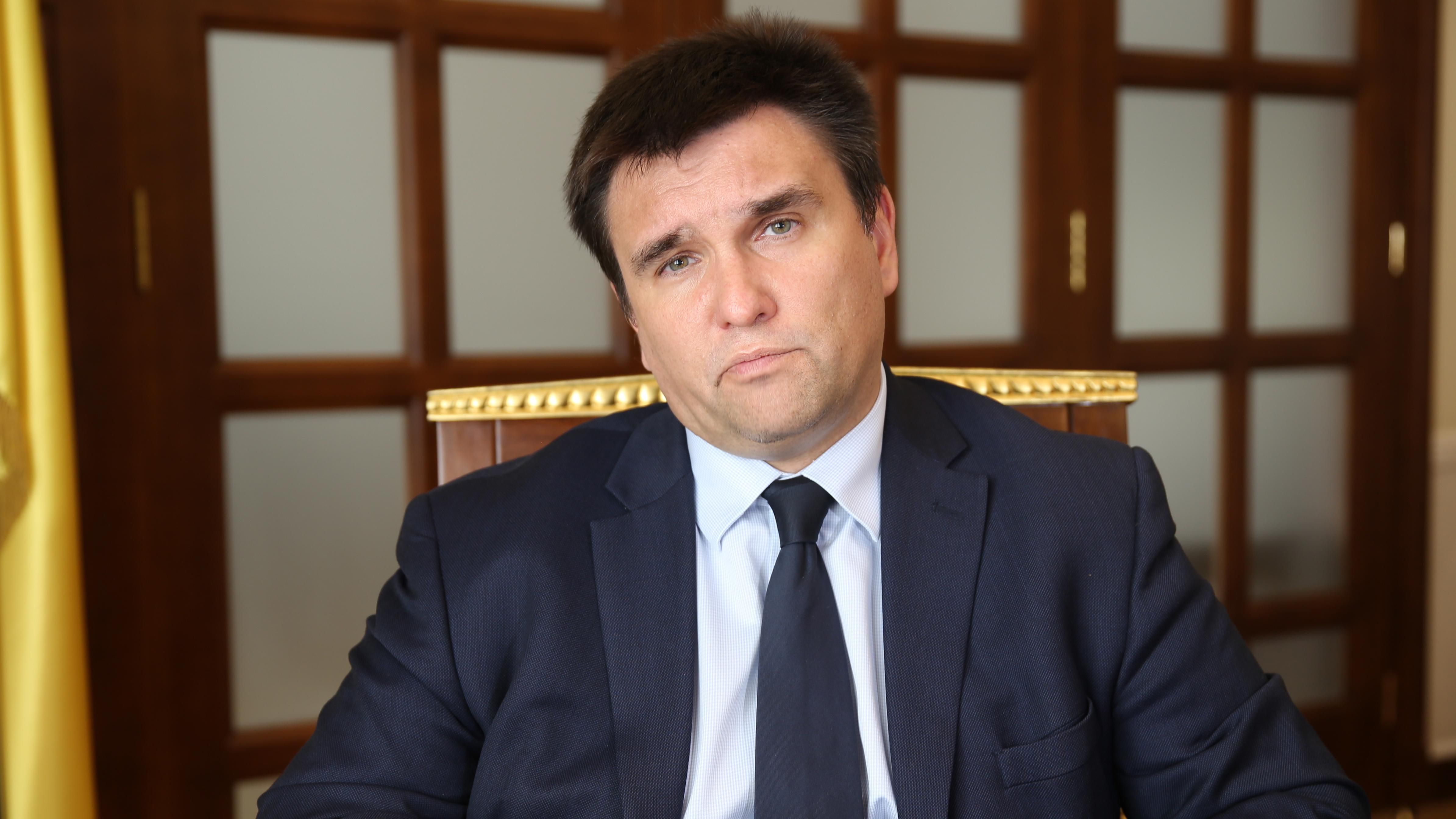 Окупований Донбас, як російську колонію, штучно вжити в Україну не можна, – Клімкін Окупований Донбас, як російську колонію, штучно вжити в Україну не можна, – Клімкін