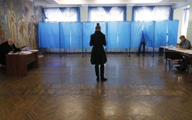 Перейшли від погроз до дій: на Донбасі звільняють бюджетників, які не прийшли на "вибори"