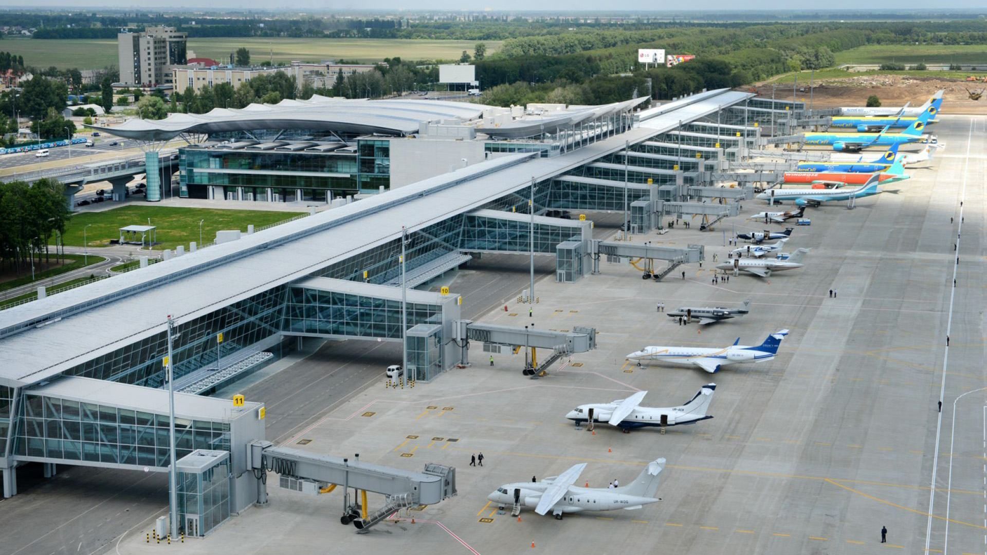 Почему аэропорт "Борисполь" попал в глобальный антирейтинг: перечень проблем