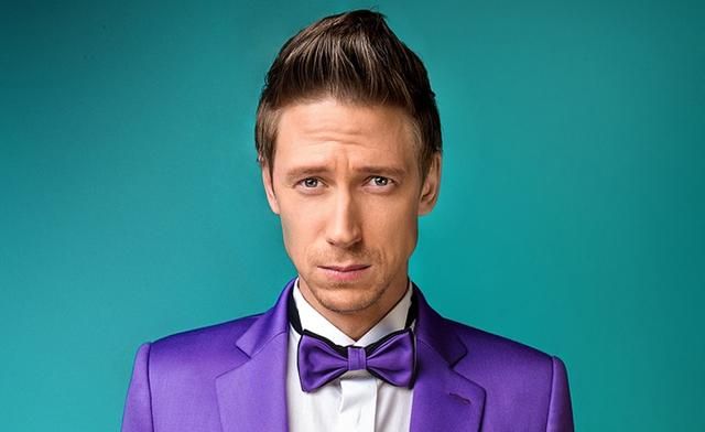 Актор "Дизель Шоу" потрапив у нову аварію в Києві: відео Актор "Дизель Шоу" потрапив у нову аварію в Києві: відео