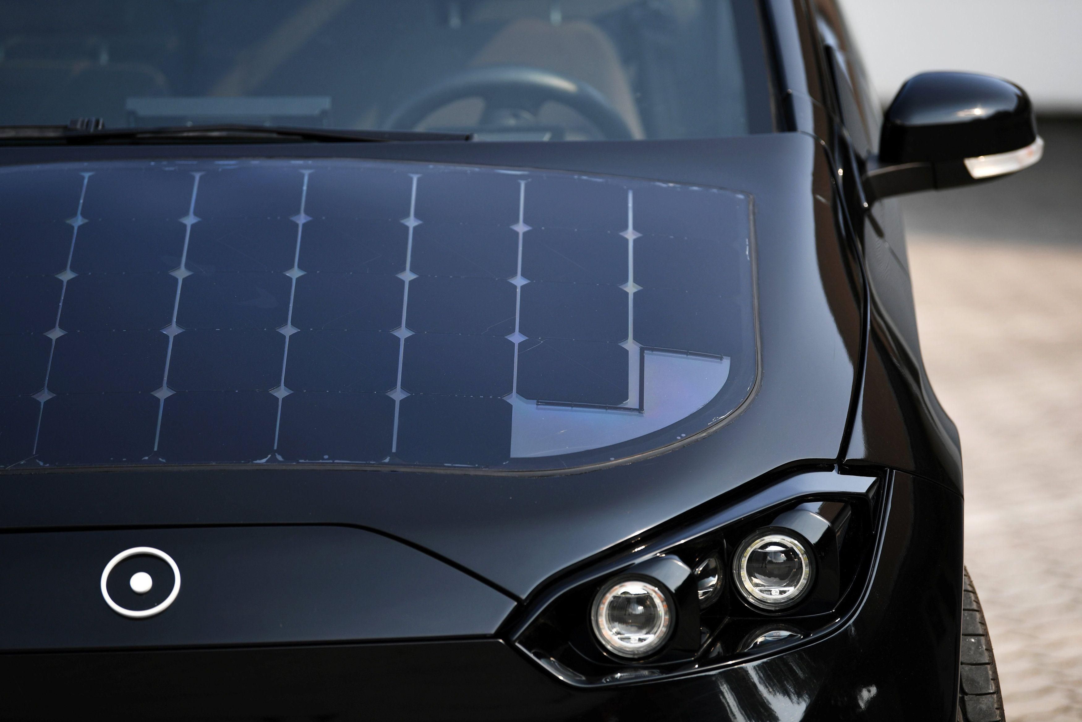 Hyundai и Kia укомплектуют свои автомобили солнечными панелями