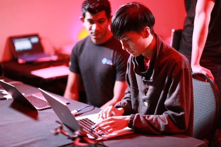 Річард Чжу Річард Чжу