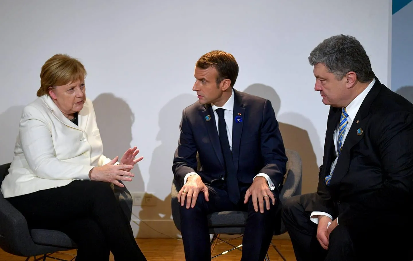 Тристороння зустріч у Парижі за участі Президента Франції та Канцлера Німеччини 