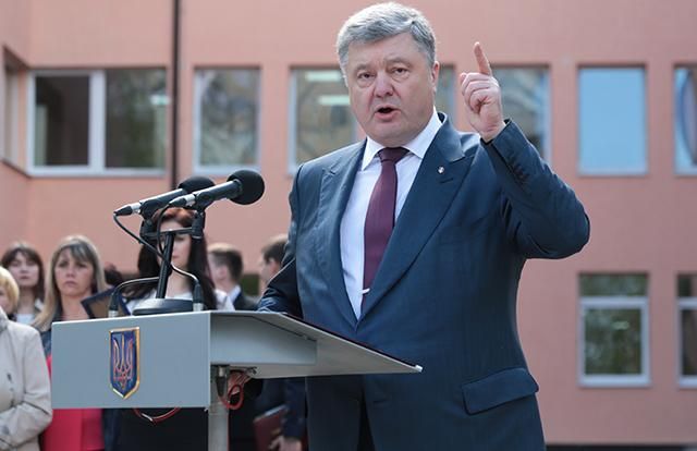 "Крутить вентиль – не дело президента": Порошенко прокомментировал отсутствие тепла в городах