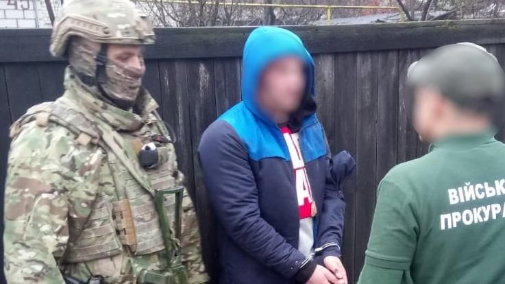 Десантники пытались продать более 4 килограммов взрывчатки на Житомирщине: громкие подробности Десантники пытались продать более 4 килограммов взрывчатки на Житомирщине: громкие подробности