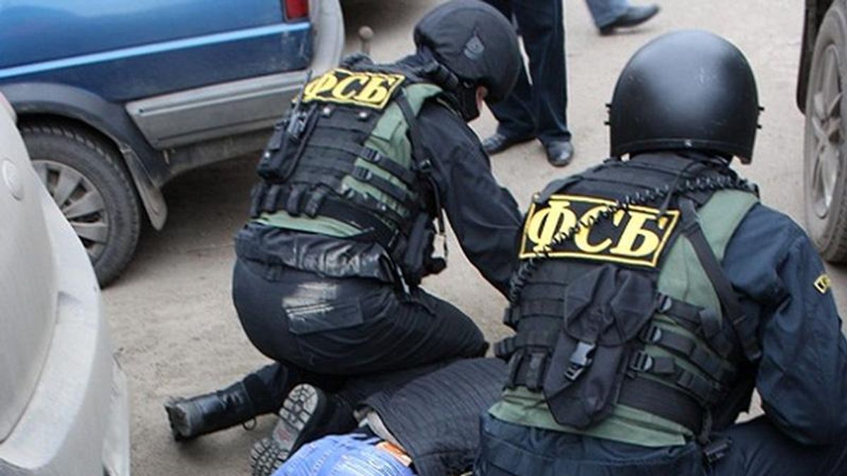 "Можливо, пов'язані з українськими спецслужбами": у Криму ФСБ арештовує свідків Єгови "Можливо, пов'язані з українськими спецслужбами": у Криму ФСБ арештовує свідків Єгови