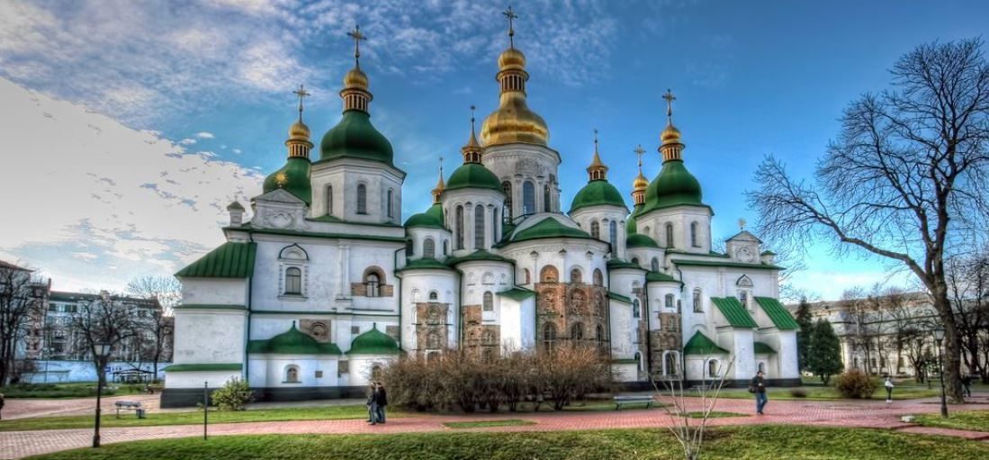 В Киев прибыл представитель Вселенского патриархата, который возглавит Собор объединения церквей