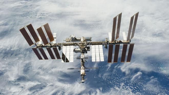 Міжнародна космічна станція: три чисниці до смерті?