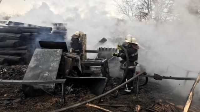 Масштабна пожежа у Харкові: вогонь охопив півтисячі квадратних метрів
