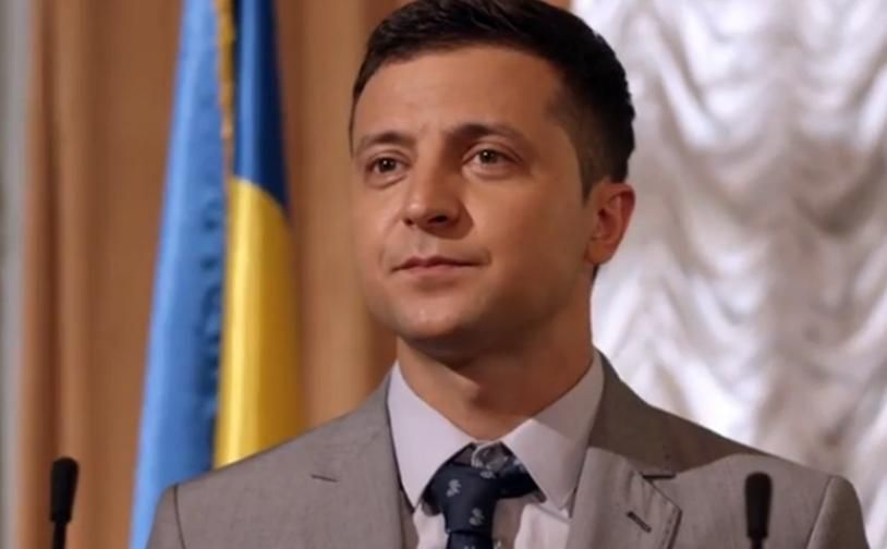 Зеленский опубликовал символическое видео к юбилею сериала "Слуга народа" Зеленский опубликовал символическое видео к юбилею сериала "Слуга народа"