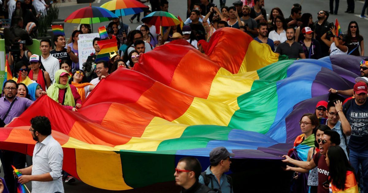 В Шотландии впервые в мире будут преподавать уроки прав ЛГБТ-людей в школах