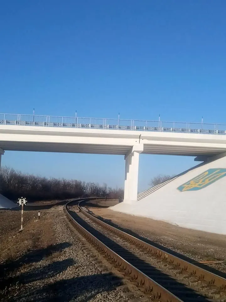 Військові відновили міст під попасною