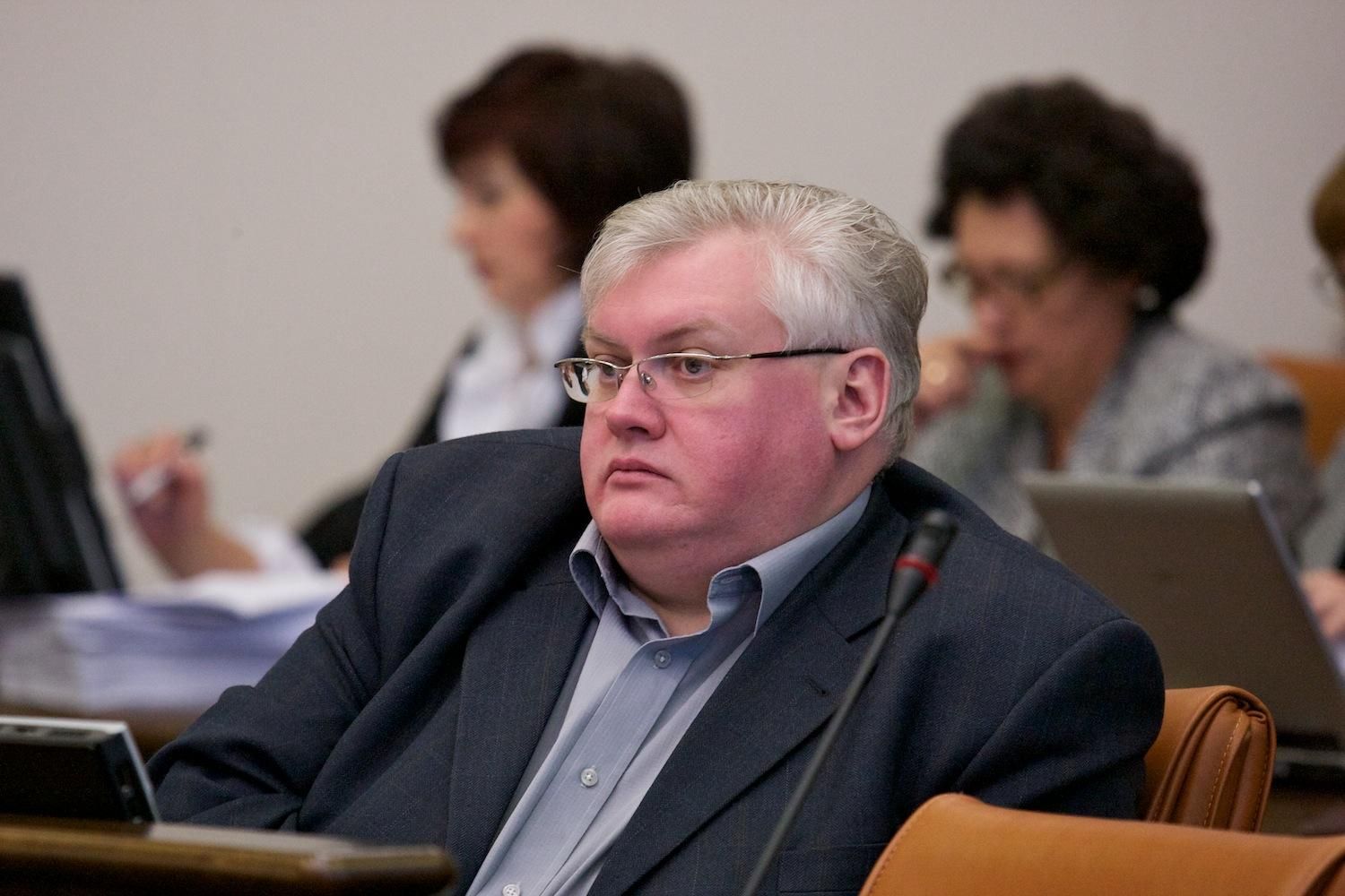 В России загадочно погиб депутат от партии Путина: политик оставил предсмертные записки В России загадочно погиб депутат от партии Путина: политик оставил предсмертные записки