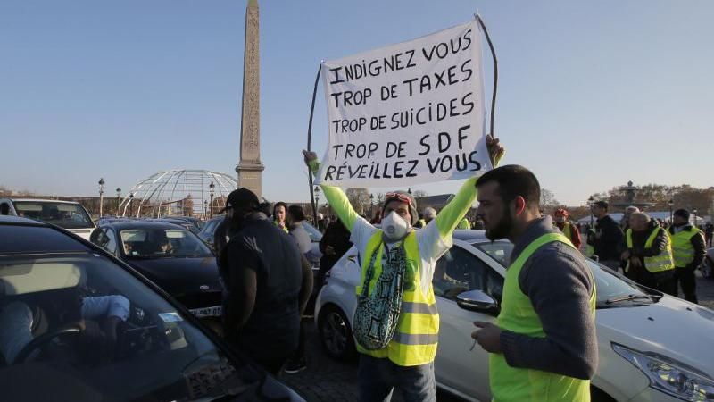 Ситуація з протестами у Франції загострюється: уряд відмовляється йти на поступки