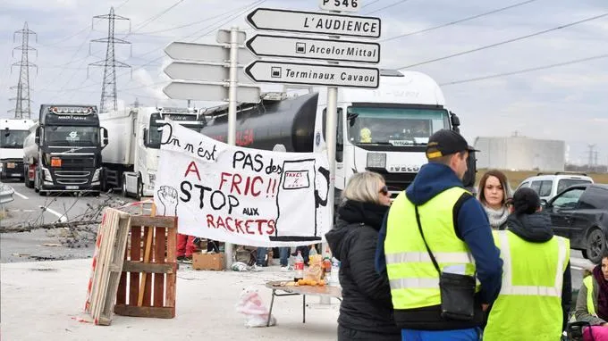 париж франція протести нафта 